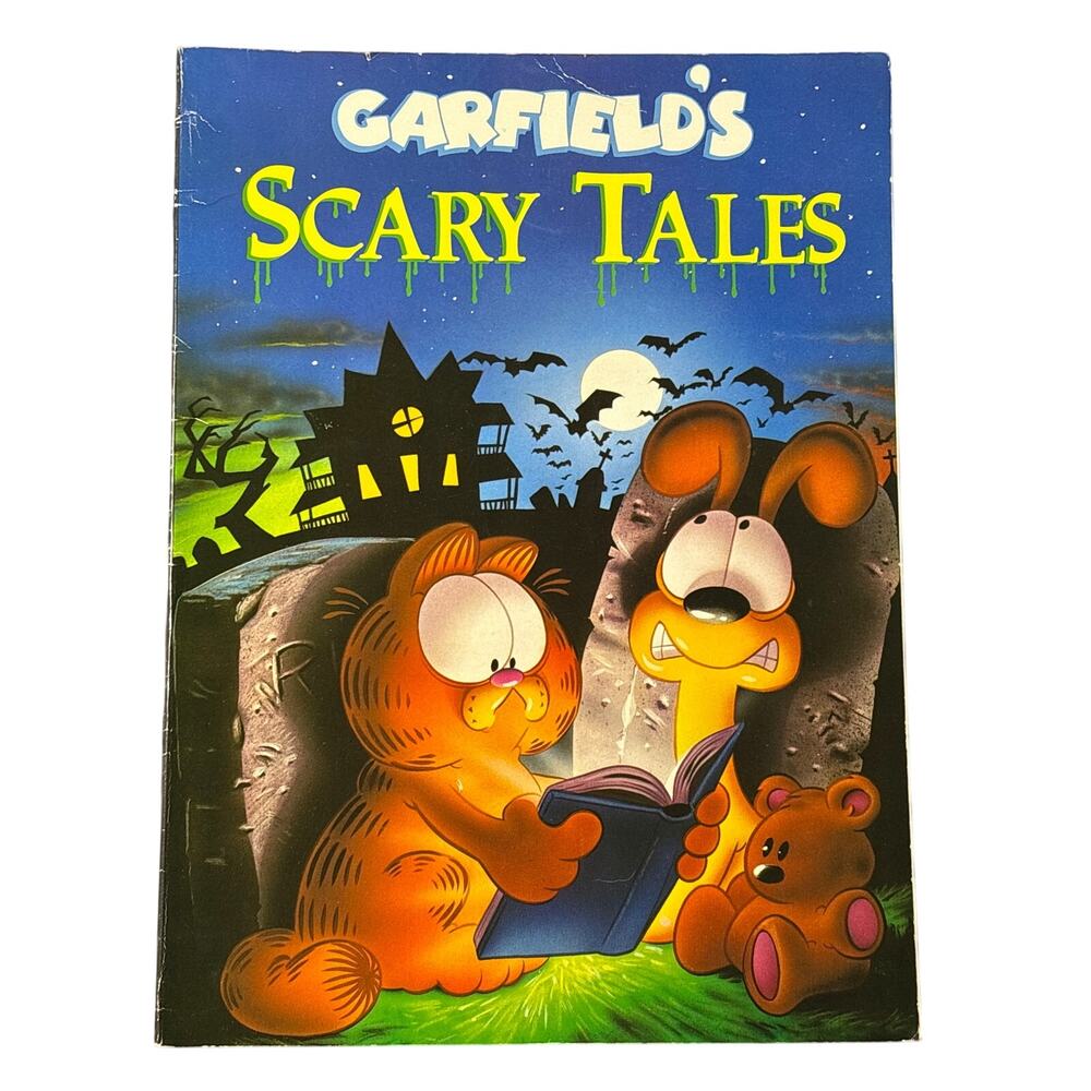 Garfield’s Scary Tales 1990 by Jim Davis UFS Halloween book spooky goth Kidcore
